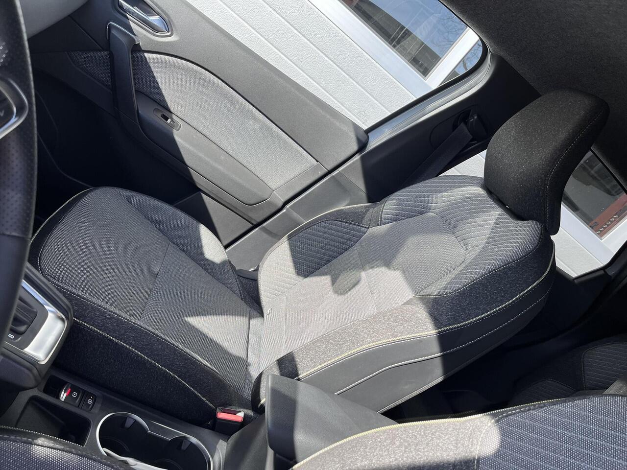 Renault CAPTUR 1.6 E-Tech full hybrid 145 techno