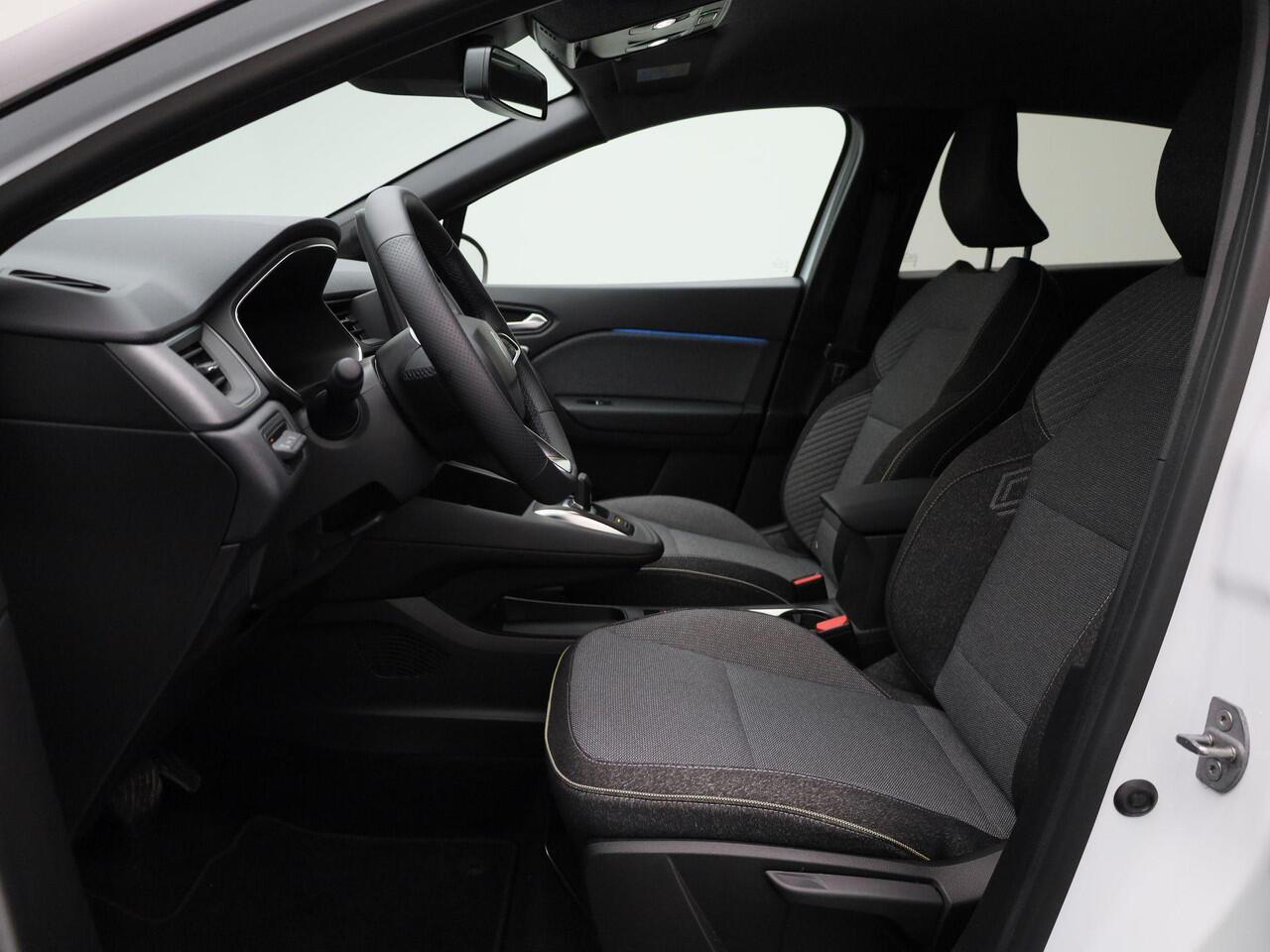 Renault CAPTUR 1.8 E-Tech full hybrid 160 techno | Pack Winter | Camera | Adaptieve Cruise Control | PDC Rondom | 18" LMV | Android Automotive | LED Pure Vision | Keyless | Licht- & Regensensor | Privacy Glass | Draadloze Apple Carplay & Android Auto