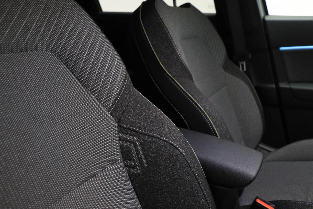 Renault CAPTUR 1.3 mild hybrid 160 techno | WINTER PACK | STUURVERWARMING | DAB | APPLE | CAMERA