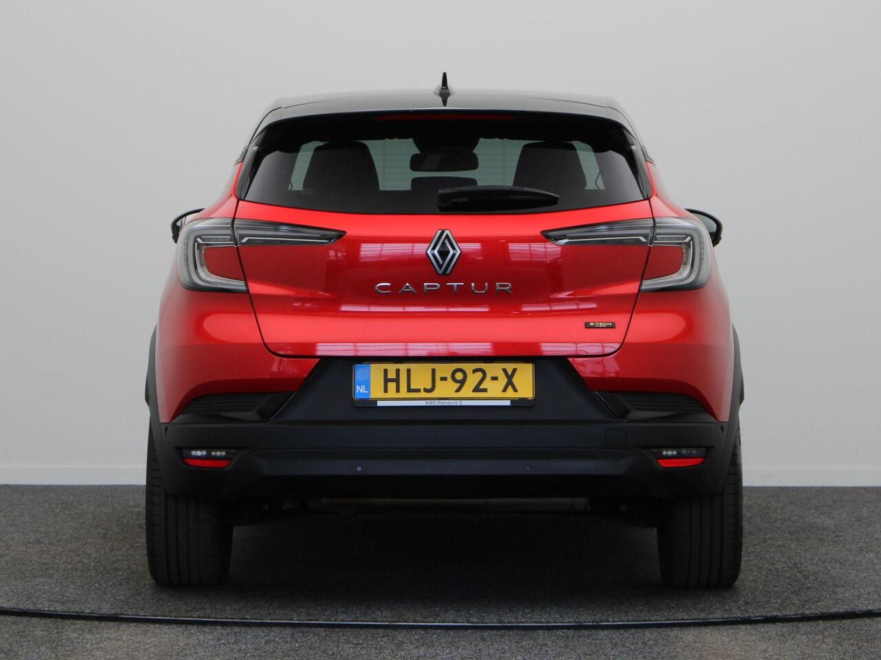 Renault CAPTUR 1.6 E-Tech full hybrid 145 techno | Stoel en Stuurwiel verwarming | Keyless | LED | Achteruitrijcamera.