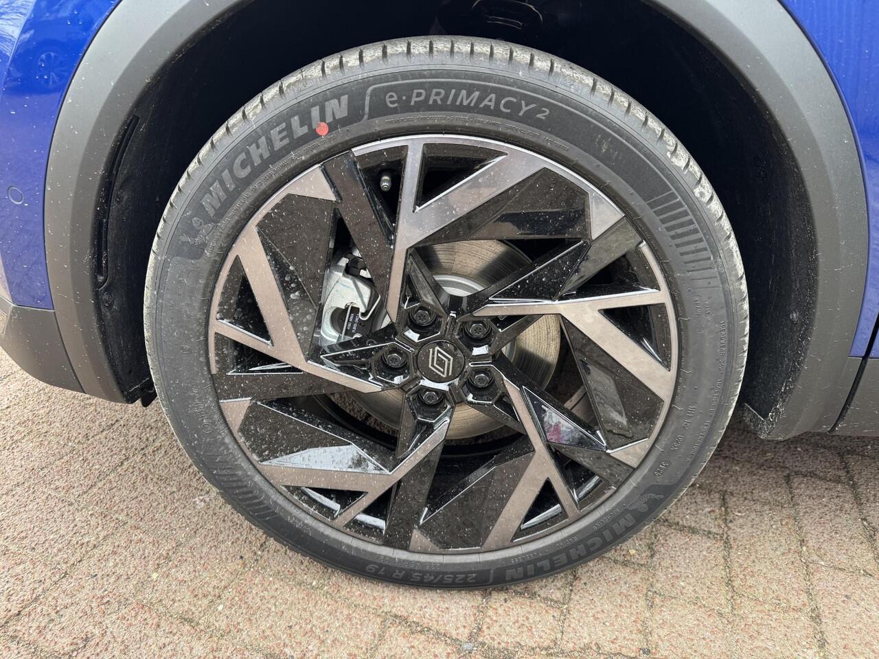 Renault CAPTUR 1.8 E-Tech 160 esprit Alpine+Pack Privilege&L/S!!