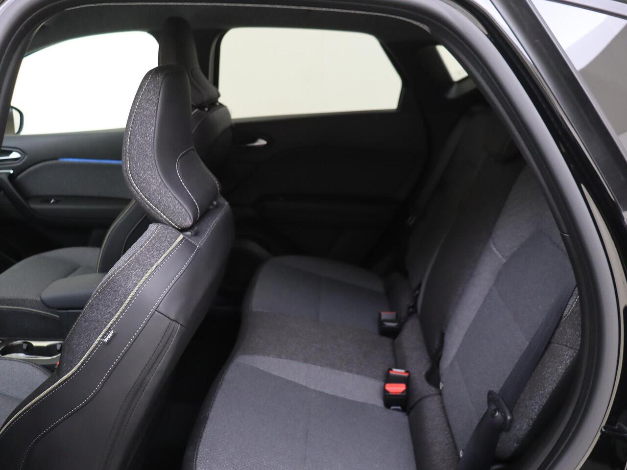 Renault CAPTUR 1.8 E-Tech full hybrid 160 PK techno | Automaat | Airco | Apple Carplay & Android Auto | 360 Camera | Parkeersensoren Voor + Achter