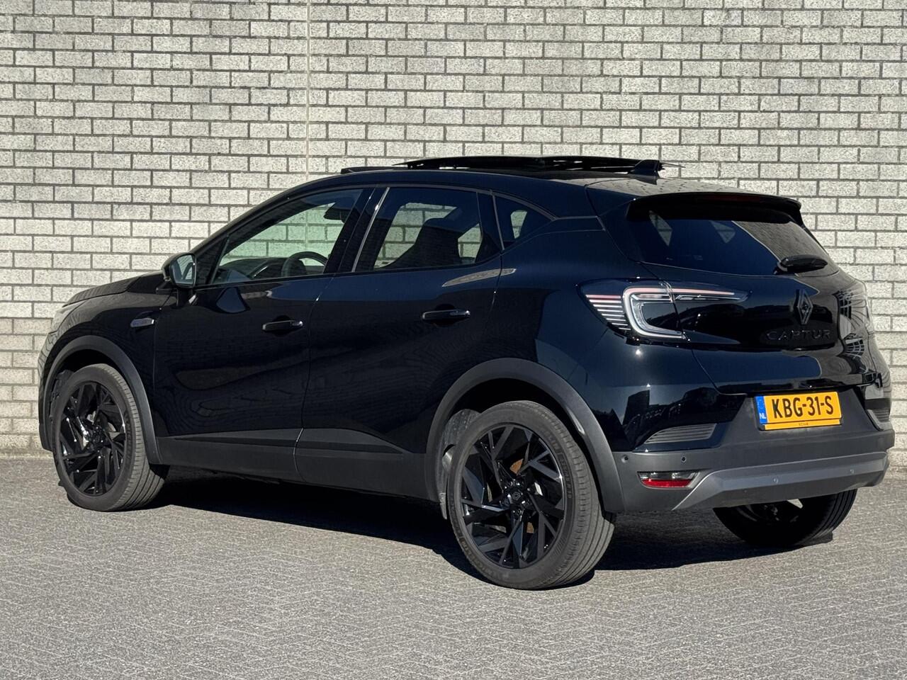 Renault CAPTUR 1.3 mild hybrid 160 Esprit Alpine | Panoramadak | Navigatie | Stoelverwarming | Achteruitrijcamera |