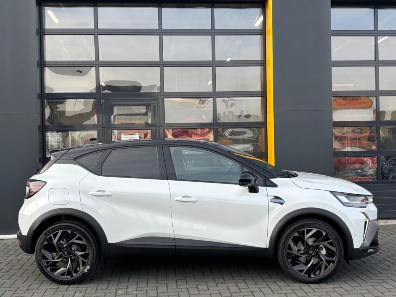 Renault CAPTUR Esprit Alpine Full Hybrid E-Tech 160 Pack PrivilÃ?ge