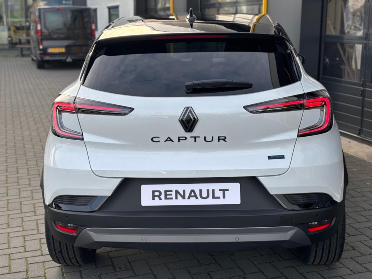 Renault CAPTUR Esprit Alpine Full Hybrid E-Tech 160 Pack PrivilÃ?ge