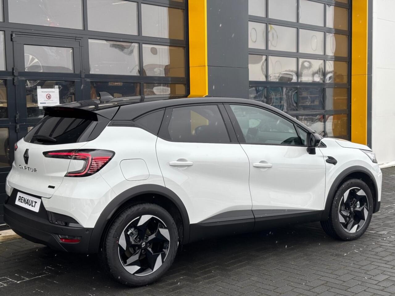 Renault CAPTUR Techno Full Hybrid E-Tech 160 Pack Winter