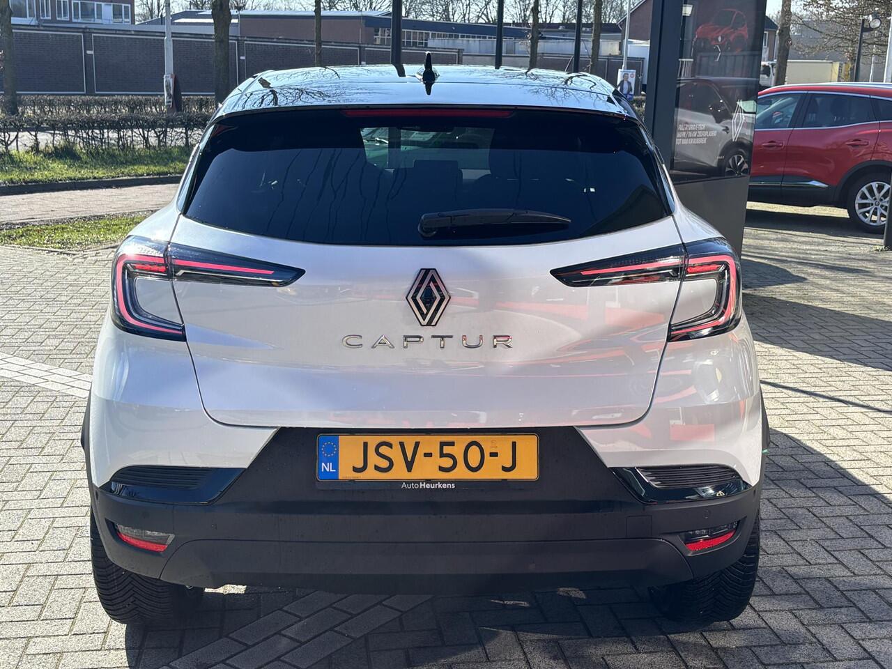 Renault CAPTUR TCe 115 techno l Gratis 5 jaar fabrieksgarantie l Meer dan ¤ 3.000 voordeel! l Vierseizoenenbanden l BPM voordeel |