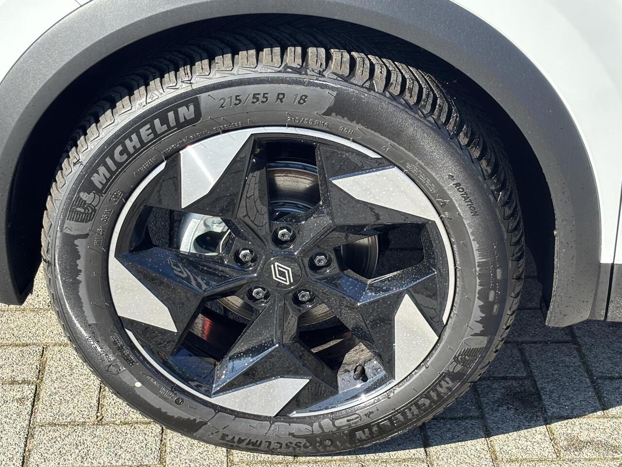 Renault CAPTUR TCe 115 techno l Gratis 5 jaar fabrieksgarantie l Meer dan ¤ 3.000 voordeel! l Vierseizoenenbanden l BPM voordeel |