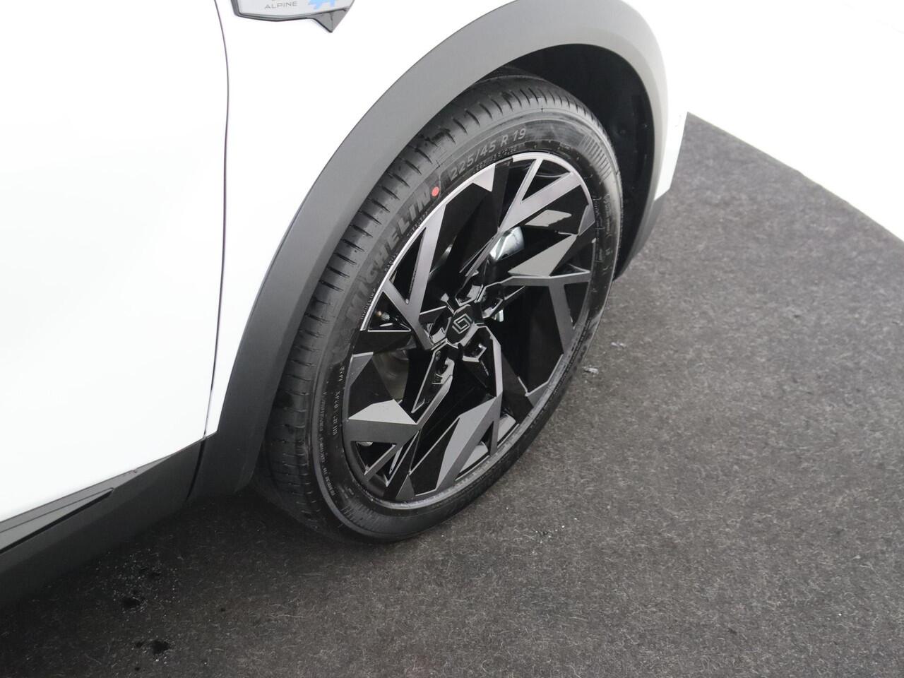 Renault CAPTUR 1.8 E-Tech full hybrid 160 esprit Alpine | Pack Privilège | Pack Light & Sound |