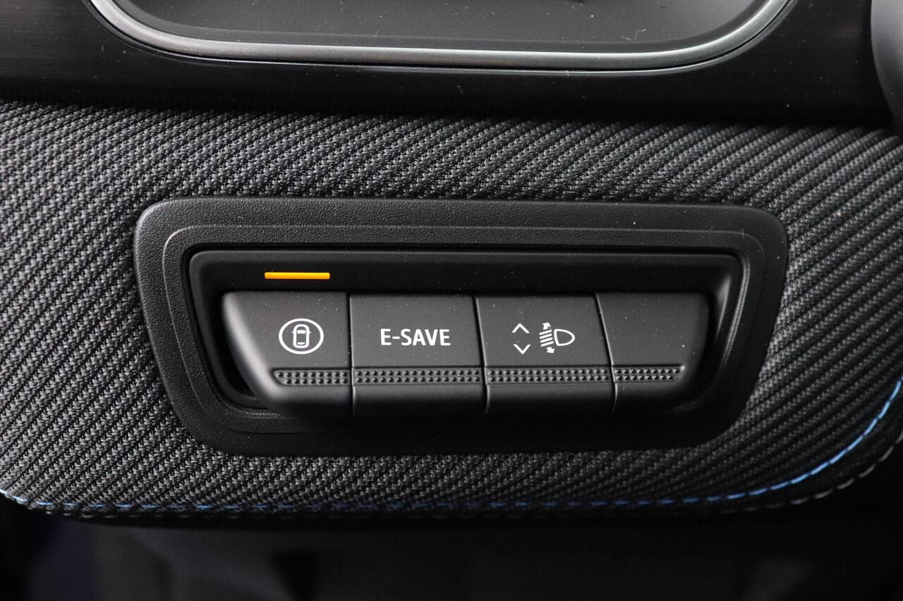 Renault CAPTUR 1.8 E-Tech full hybrid 160 esprit Alpine Pack Privilege / stoelverwarming / voorruitverwarming / el. verstelbare bestuurdersstoel / beschikbaar 07-2026