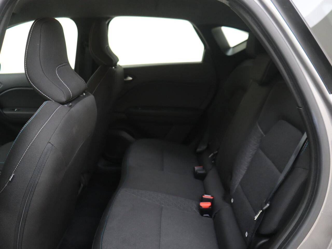 Renault CAPTUR 1.8 E-Tech full hybrid 160 evolution | Demo | Google Navi | Full screen | Camera | Carplay | Airco |