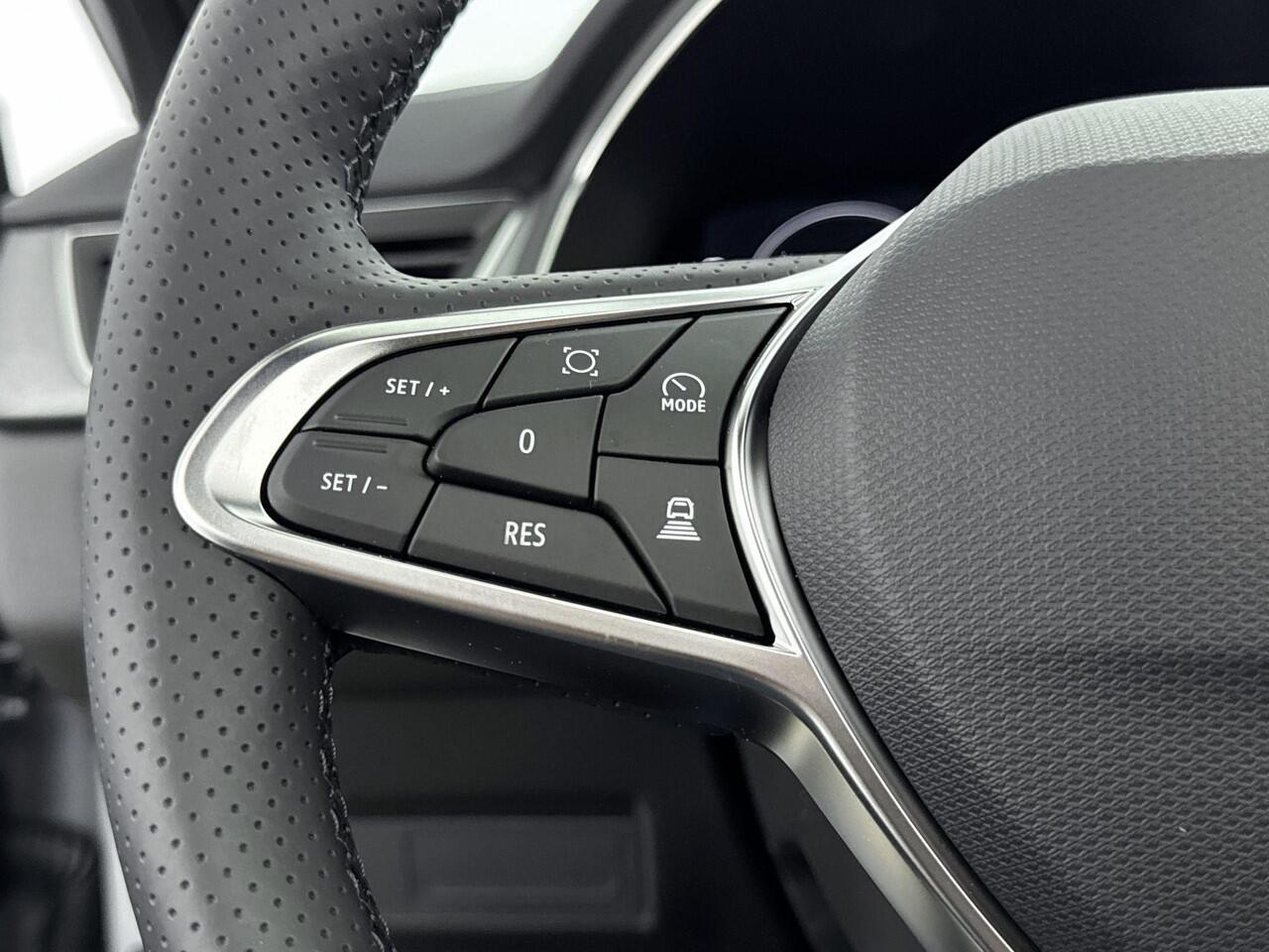 Renault CAPTUR 1.2 TCe Techno 115PK | Schuif-/Kanteldak | Harman Kardon Audio | Stoel- en Stuurverwarming | Achteruitrijcamera | Apple CarPlay & Android Auto