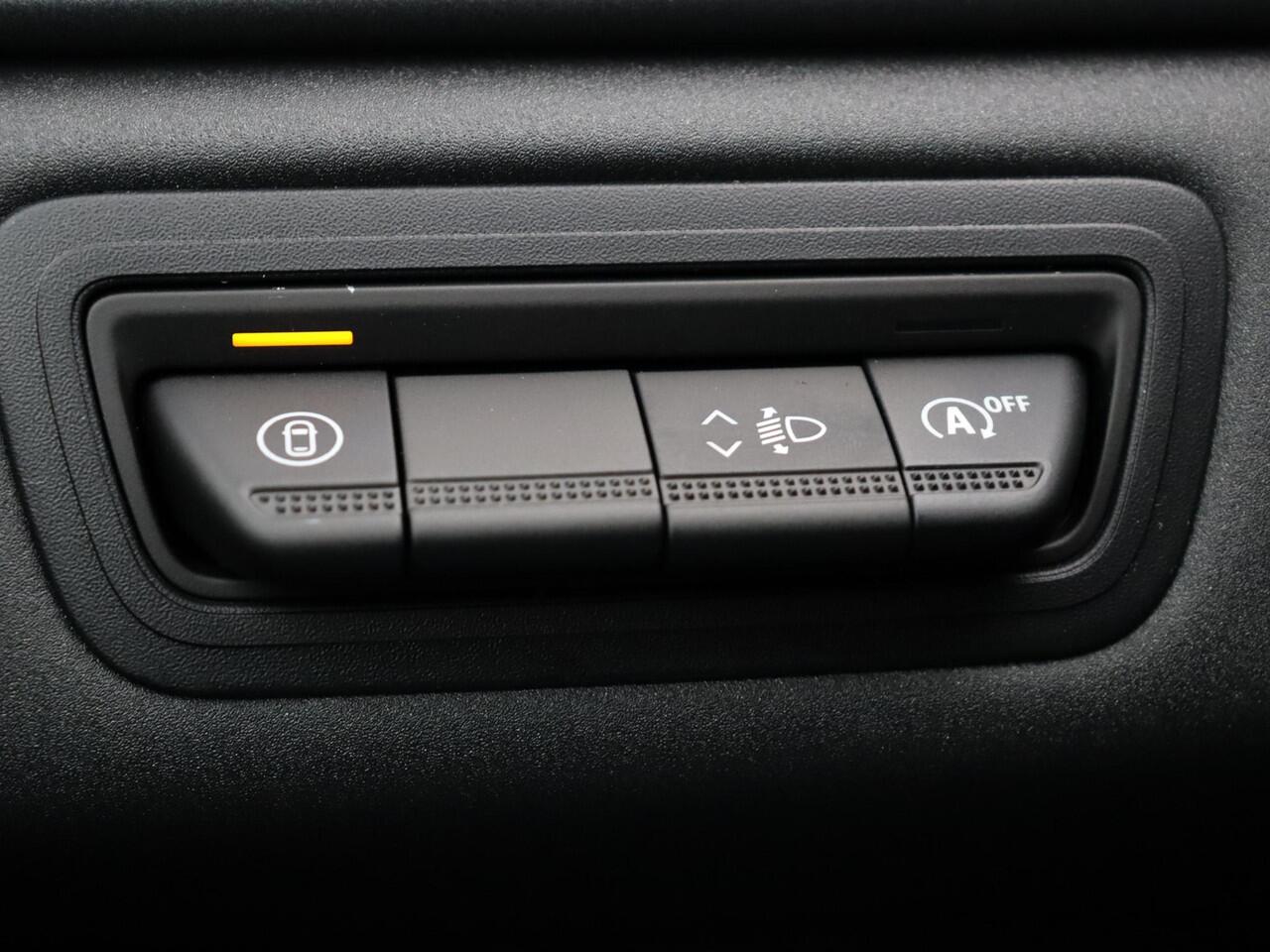 Renault CAPTUR TCe 115pk techno | Vijf jaar garantie | Stoel- en stuurwielverwarming | All season banden |