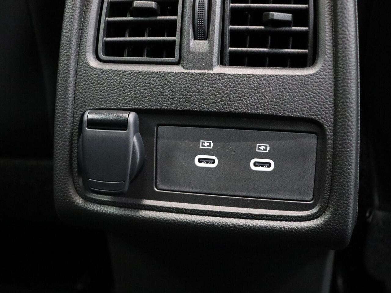 Renault CAPTUR E-Tech full hybrid 160pk techno | Vijf jaar garantie | Stoel- en stuurwielverwarming | Android auto | Apple Carplay |