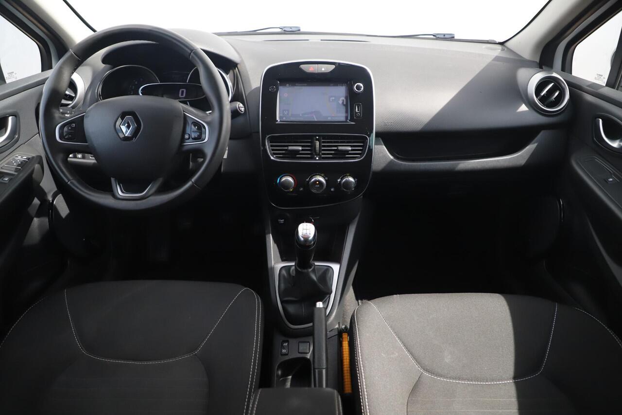 Renault CLIO 0.9 TCe Limited Trekhaak 16 inch Navigatie Airco Cruise Bluetooth Parkeersensor Getint Glas