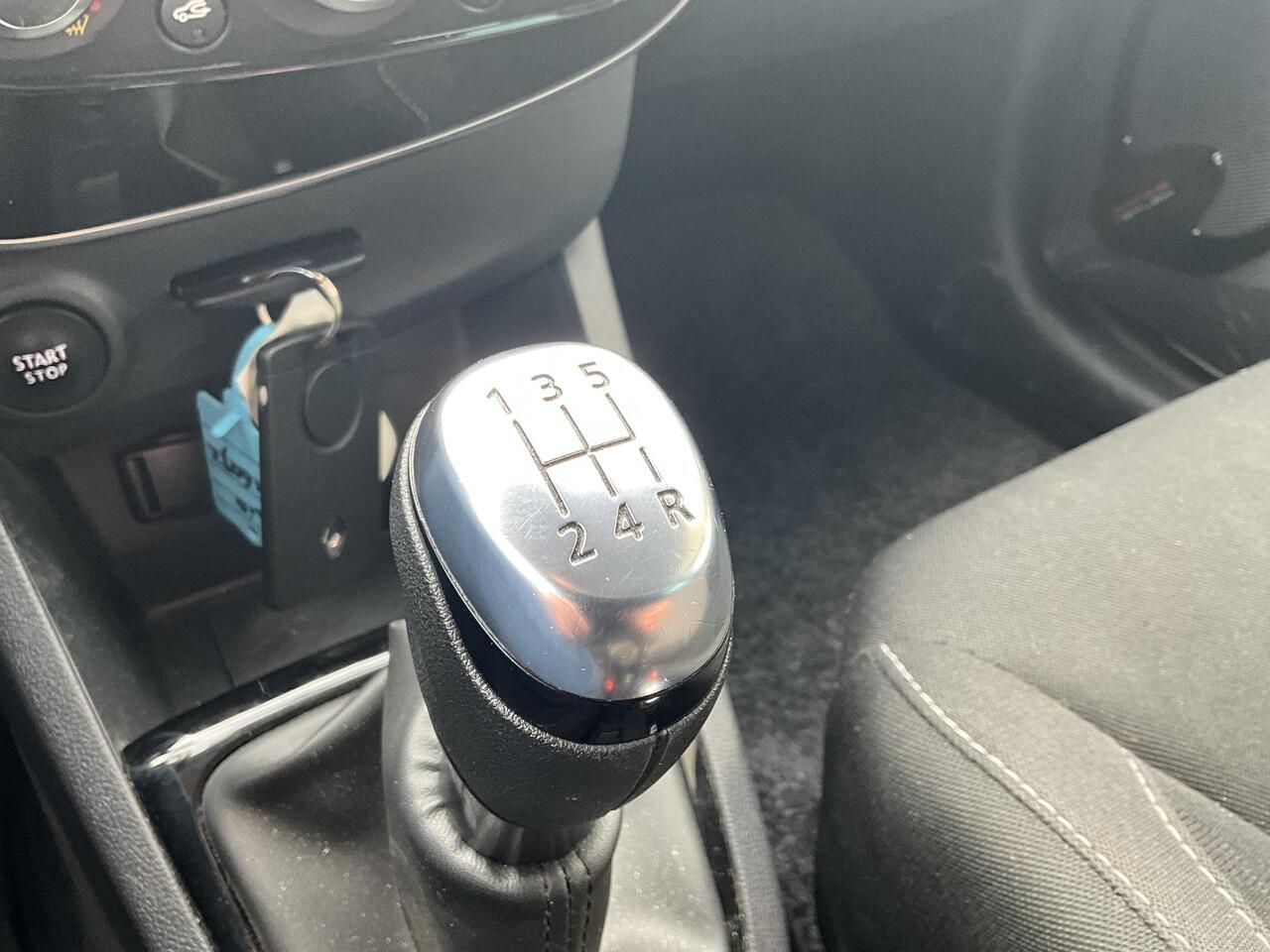 Renault CLIO 0.9 TCe Limited