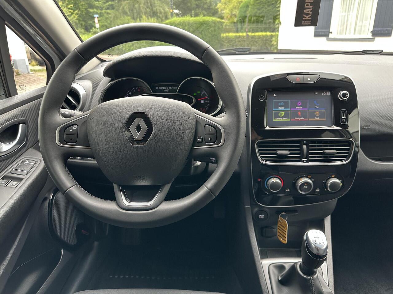 Renault CLIO IV Estate TCe 90 Limited | Navigatiesysteem | Armsteun | Lage kilometerstand!! | Lichtmetalen velgen | Parkeersensoren |