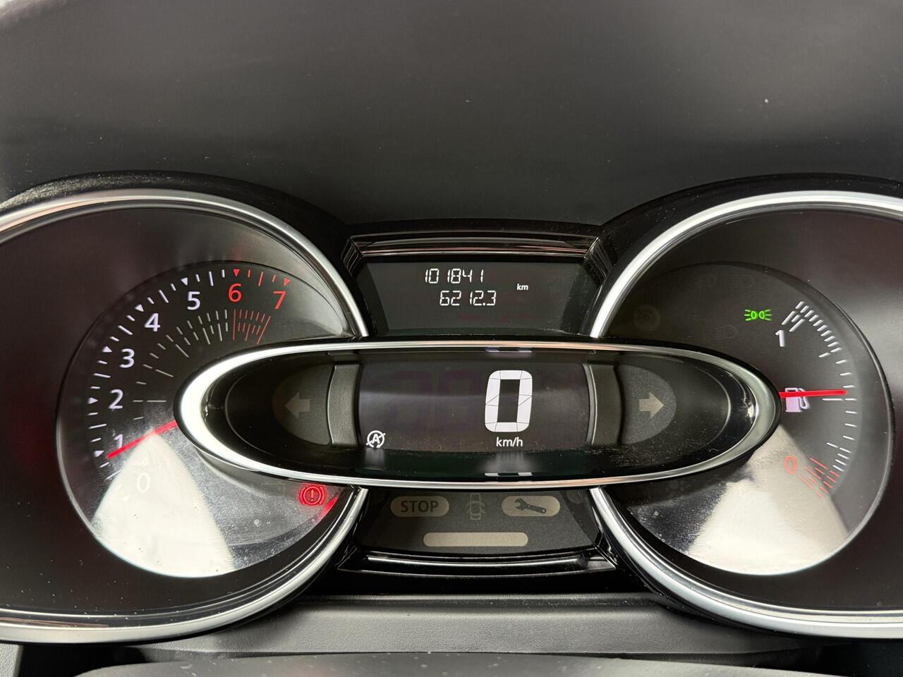 Renault CLIO Estate 0.9 TCe Bose | Camera | Navigatie | Stoelverwarming | LED | Dealer Onderhouden