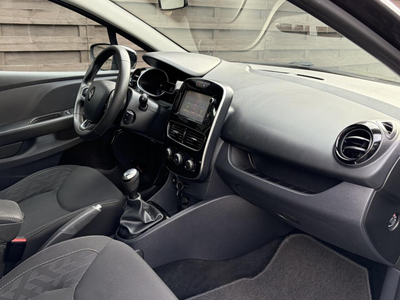 Renault CLIO 0.9 TCe Limited / Navi / Cruise / LED / NL