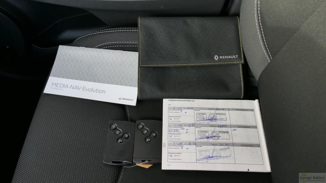 Renault CLIO Estate TCe 90 Zen