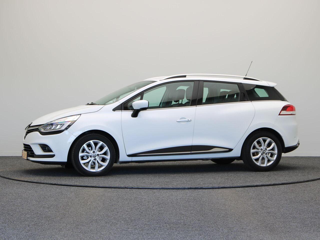 Renault CLIO Estate 0.9 TCe Intens | Lichtmetalen velgen | Climate Control | Parkeersensoren rondom | Cruise Control | Achteruitrijcamera