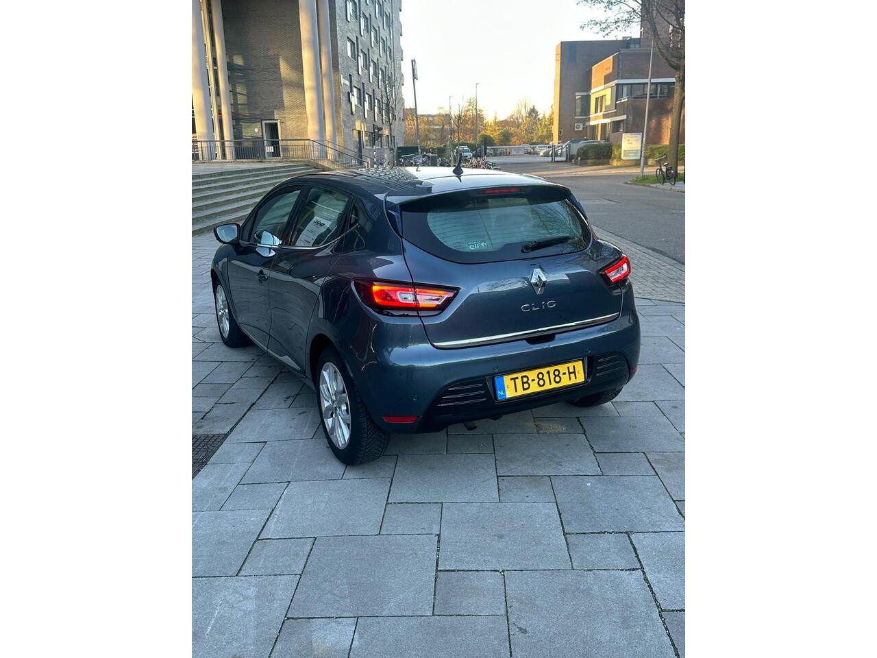 Renault CLIO 0.9 TCe Intens Gris Titanium | 135.066 km | Zeer nette staat