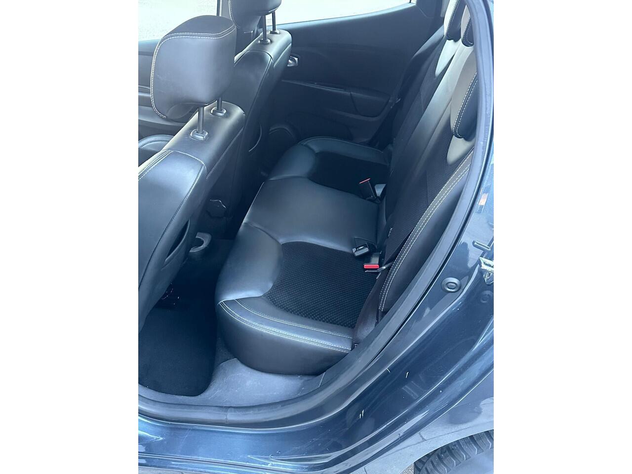 Renault CLIO 0.9 TCe Intens Gris Titanium | 135.066 km | Zeer nette staat