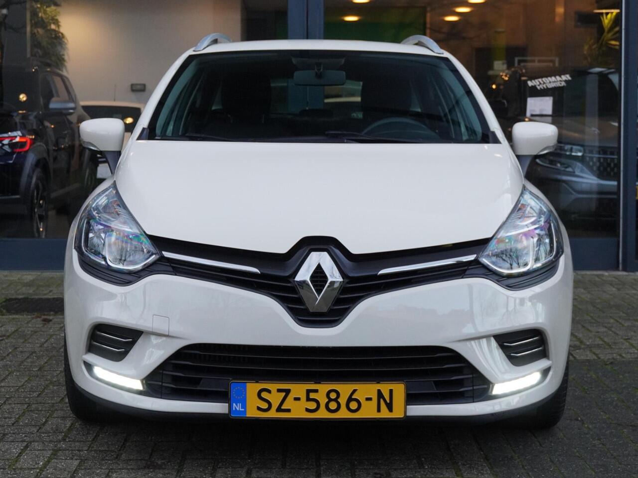 Renault CLIO Estate TCe 90 Zen / DEALER ONDERHOUDEN / NAVI / KEYLESS / AIRCO / CRUISE / BLUETOOTH / PRIVACY GLASS / DAKRAILS /16'' LMV