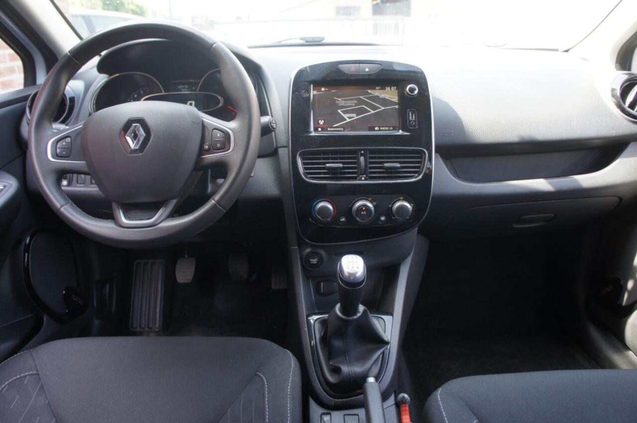 Renault CLIO 0.9 TCE LIMITED NAVI/CRUISE/PDC/KEYLESS KEURIGE STAAT