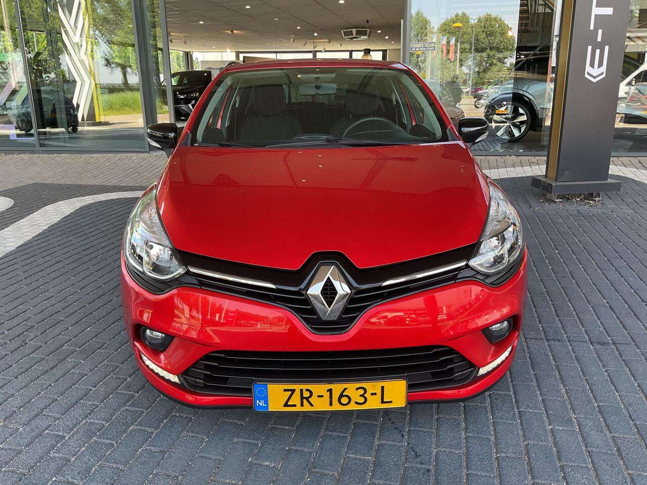Renault CLIO 0.9 TCe Limited / PDC / LM VELGEN / NAVI / BLUETOOTH /