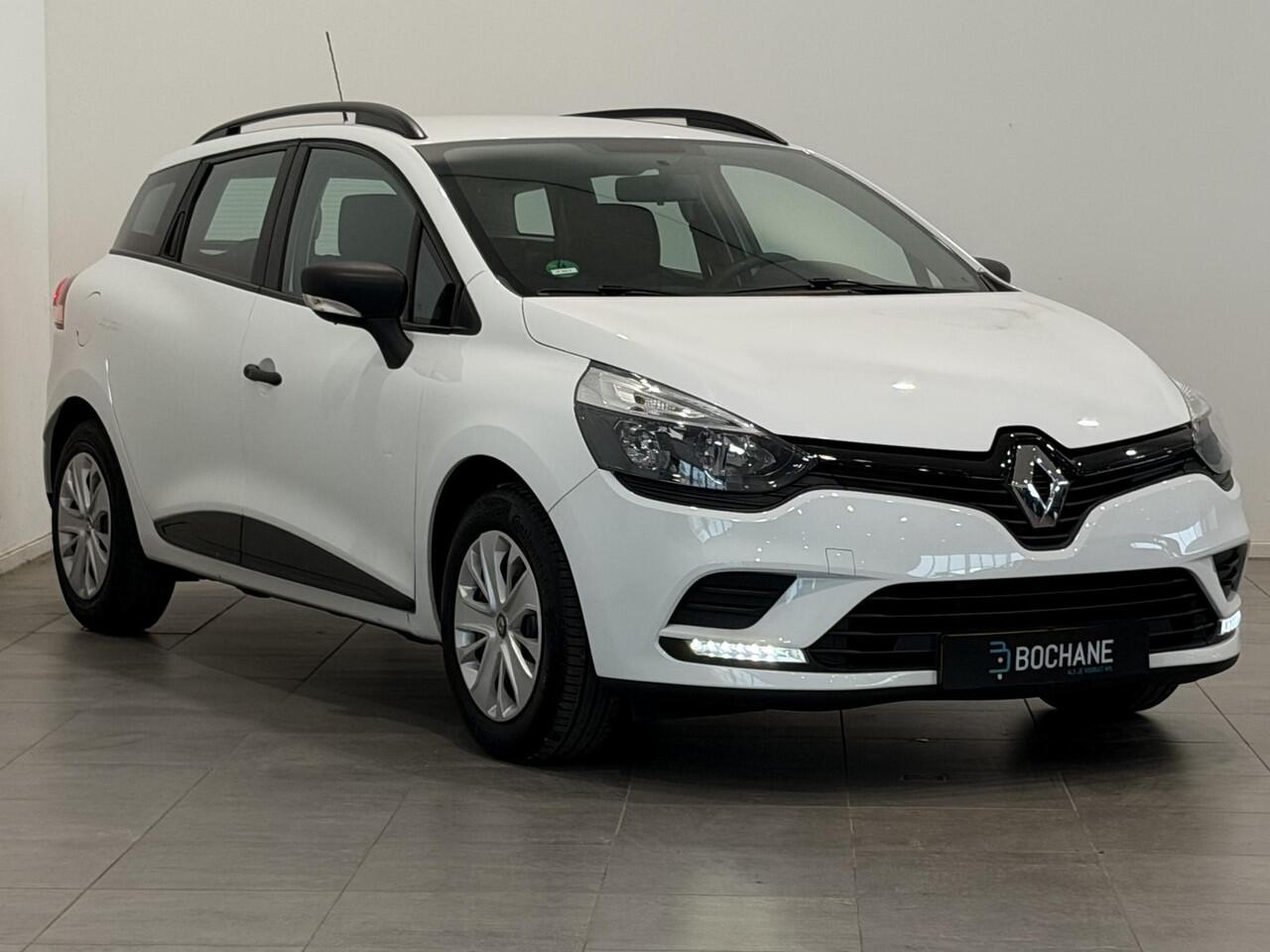Renault CLIO Estate 0.9 TCe 90 Life | Airco | Cruise Control | DAB+ | Radio-USB | Bluetooth | NL-auto + dealer onderhouden!
