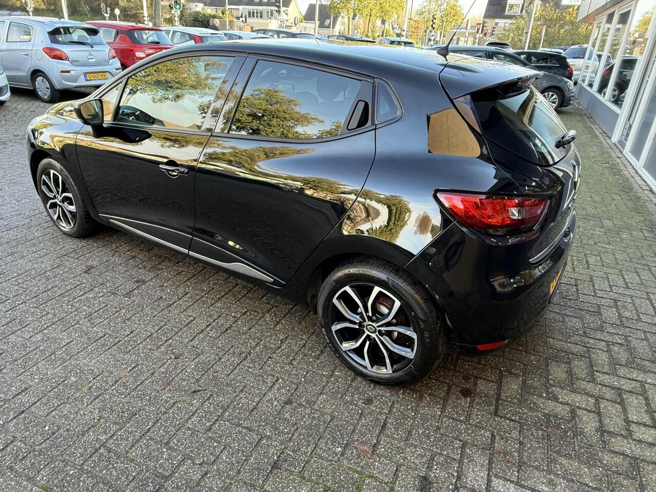Renault CLIO 0.9 TCe Limited / Airco/ Navigatie/ Cruise/ Apple carplay/ LED/ PDC/ LMV