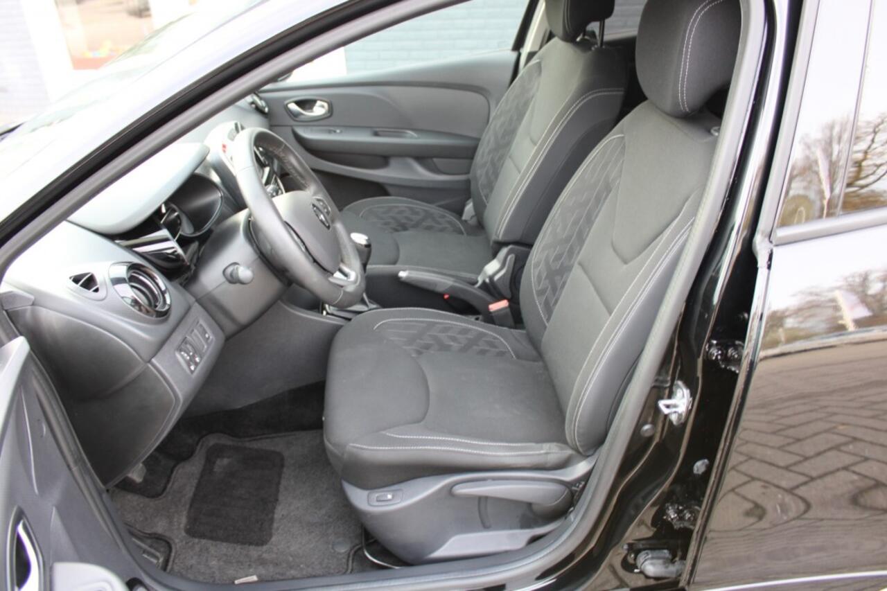 Renault CLIO 0.9 TCE BOSE Estate Navi Camera Multimedia climateenCruise LM