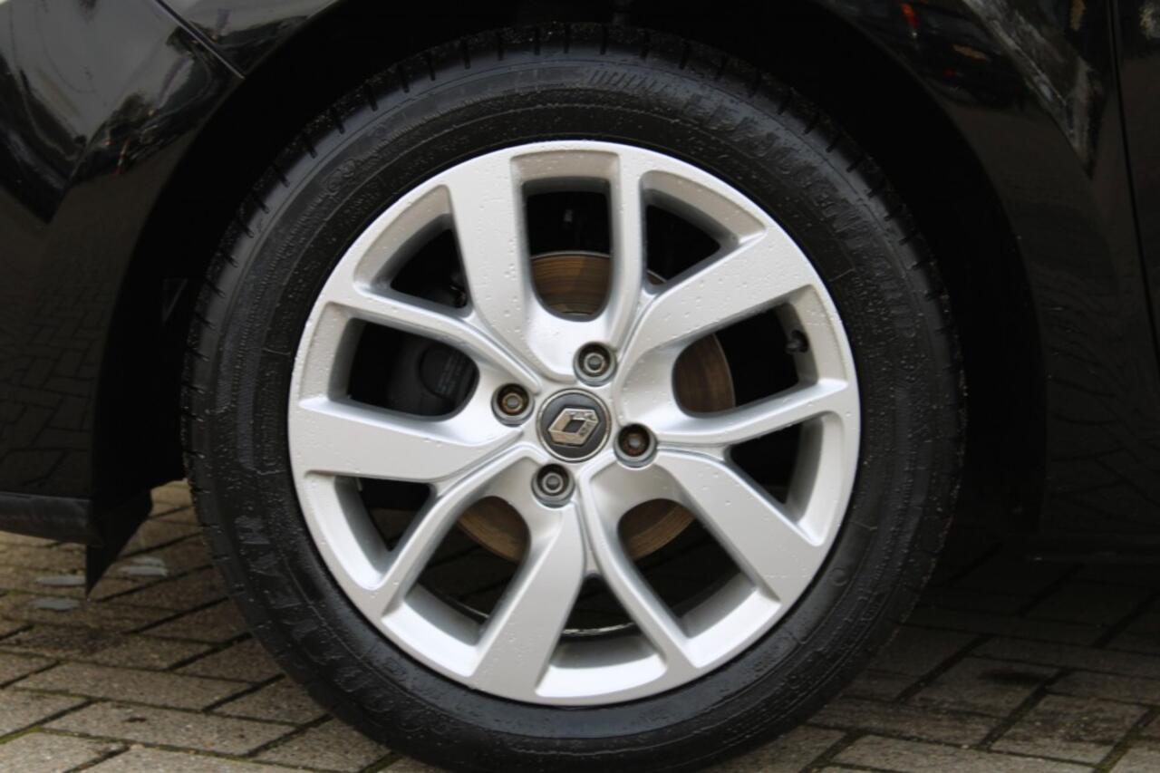 Renault CLIO 0.9 TCE BOSE Estate Navi Camera Multimedia climateenCruise LM