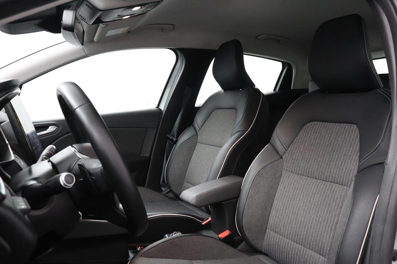 Renault CLIO 1.3 TCe 130 EDC Intens | Automaat | 9.3" Scherm | Navigatie | Camera |