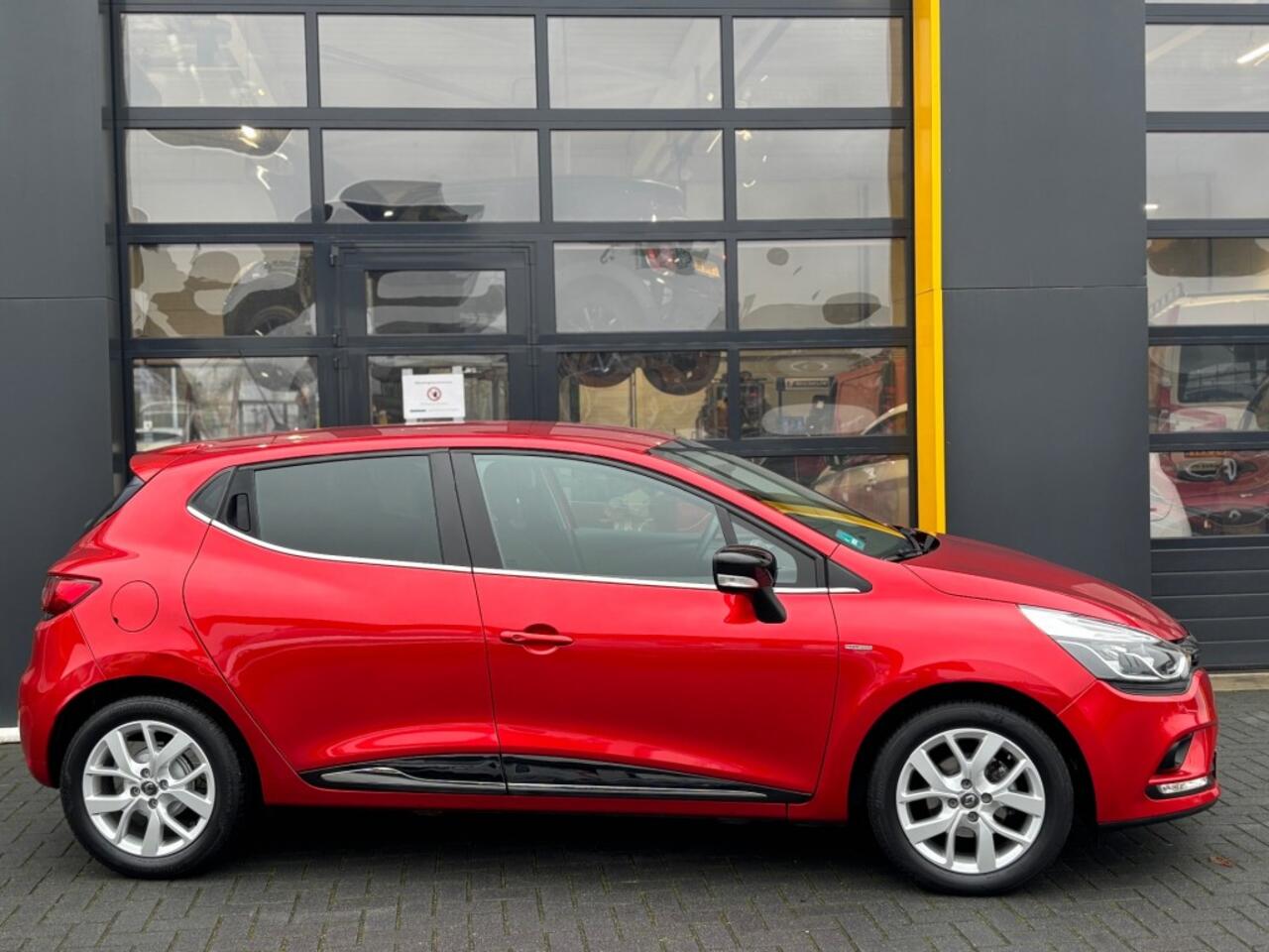 Renault CLIO TCe 90 Limited 1e eigenaar Dealer Onderhouden Zeer Mooi !