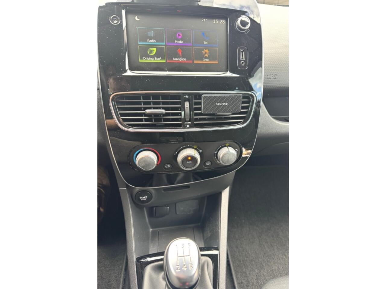 Renault CLIO 0.9 TCE LIMITED / Navi / Bluetooth