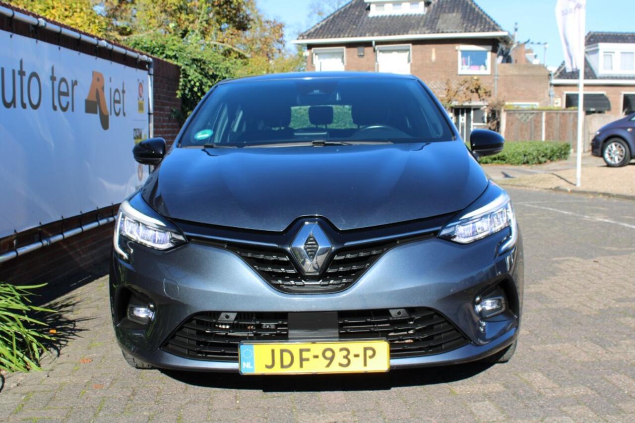 Renault CLIO TCe 100 pk Intens camera /groot scherm/stoelverw./stuurverw. /e.t.c.