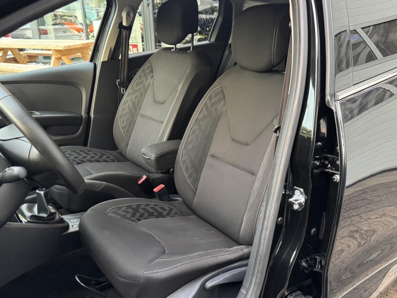 Renault CLIO Estate 0.9 TCe Limited