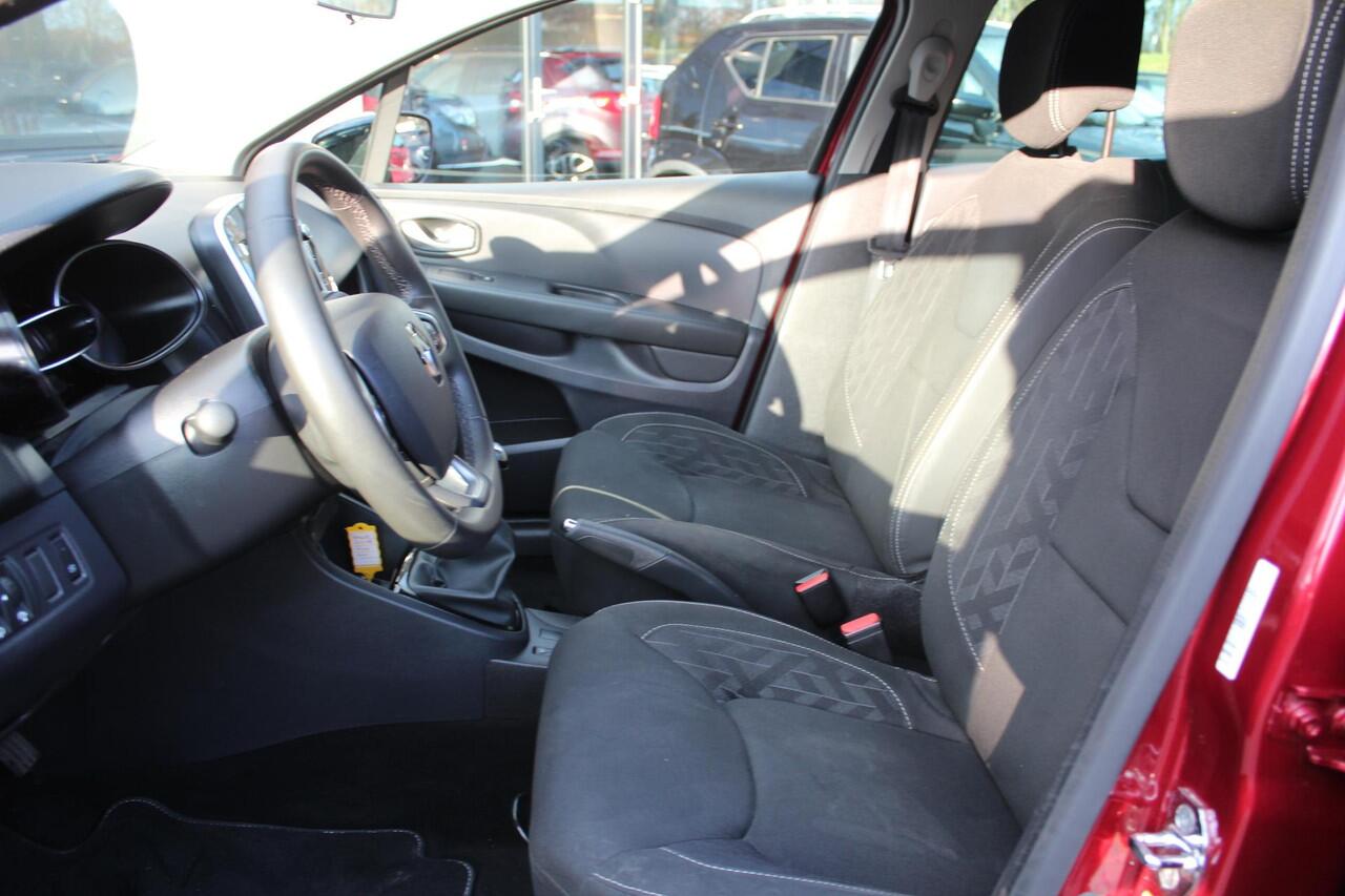 Renault CLIO 0.9 TCe Limited