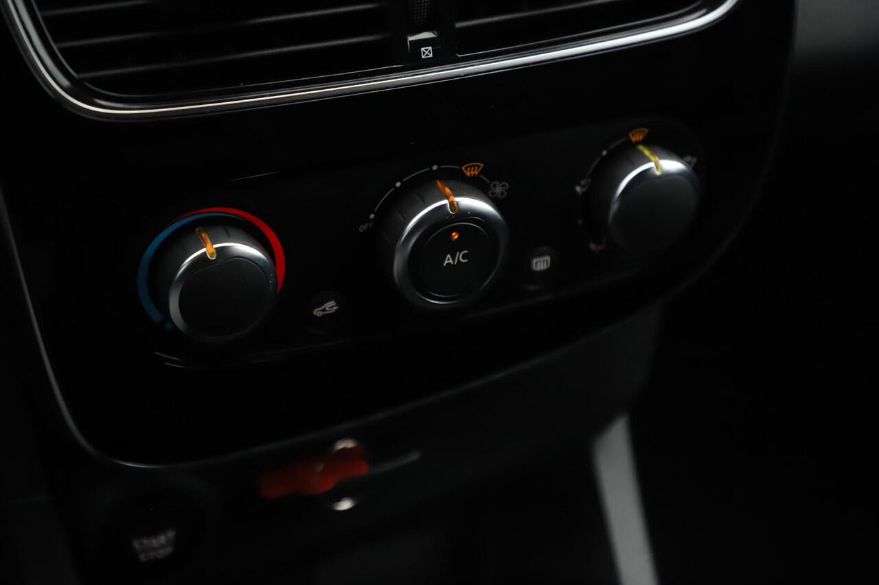 Renault CLIO Estate 0.9 TCe Zen Navigatie Airco Cruise Control Carplay Android LED