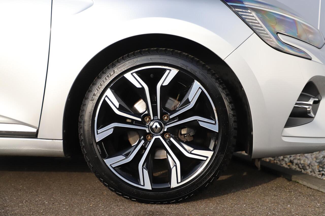Renault CLIO 1.0 TCe Intens 101PK Half Leder 17 inch LMV LED Navigatie Carplay Android Climate Cruise Control Rijstrooksensor