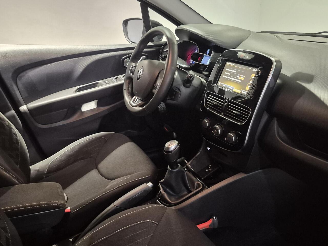 Renault CLIO Estate TCe 90PK Limited Navigatie | Airco | Parkeersensoren