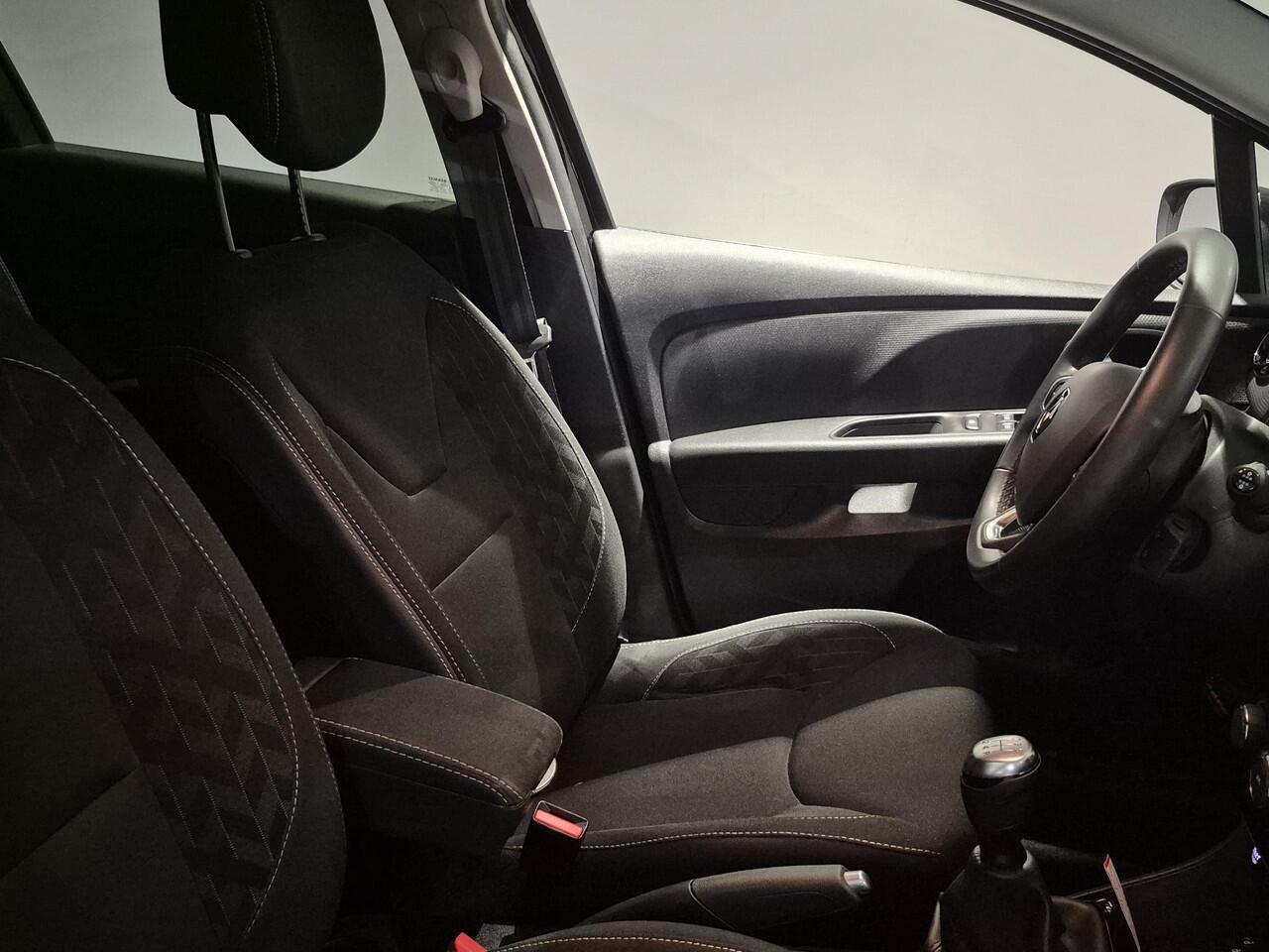 Renault CLIO Estate TCe 90PK Limited Navigatie | Airco | Parkeersensoren