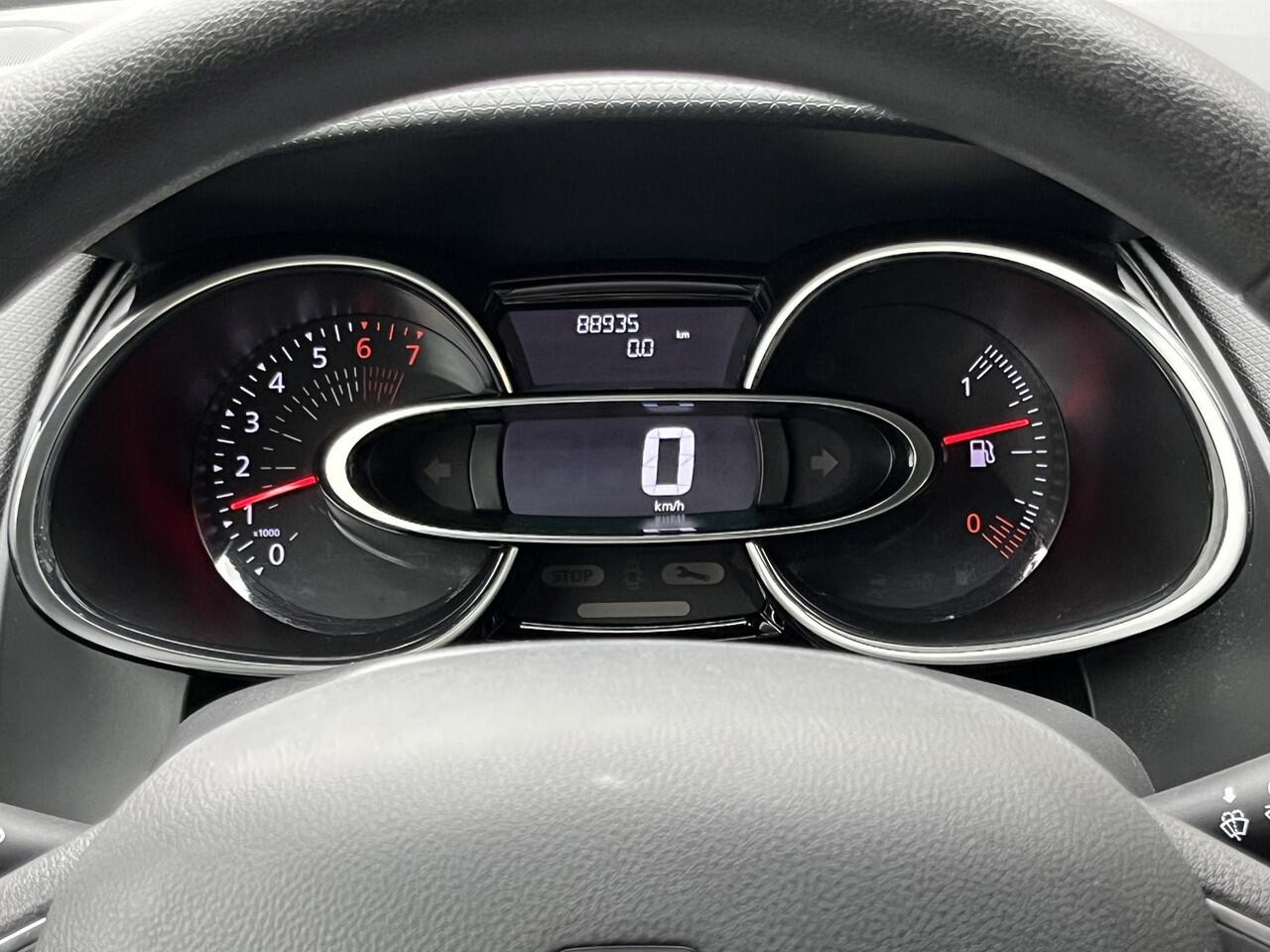 Renault CLIO 0.9 TCe Zen | NL Auto/2e Eig./Airco/Navi/Cruise/Apple CarPlay-Android Auto/16" LM Velgen + All season banden