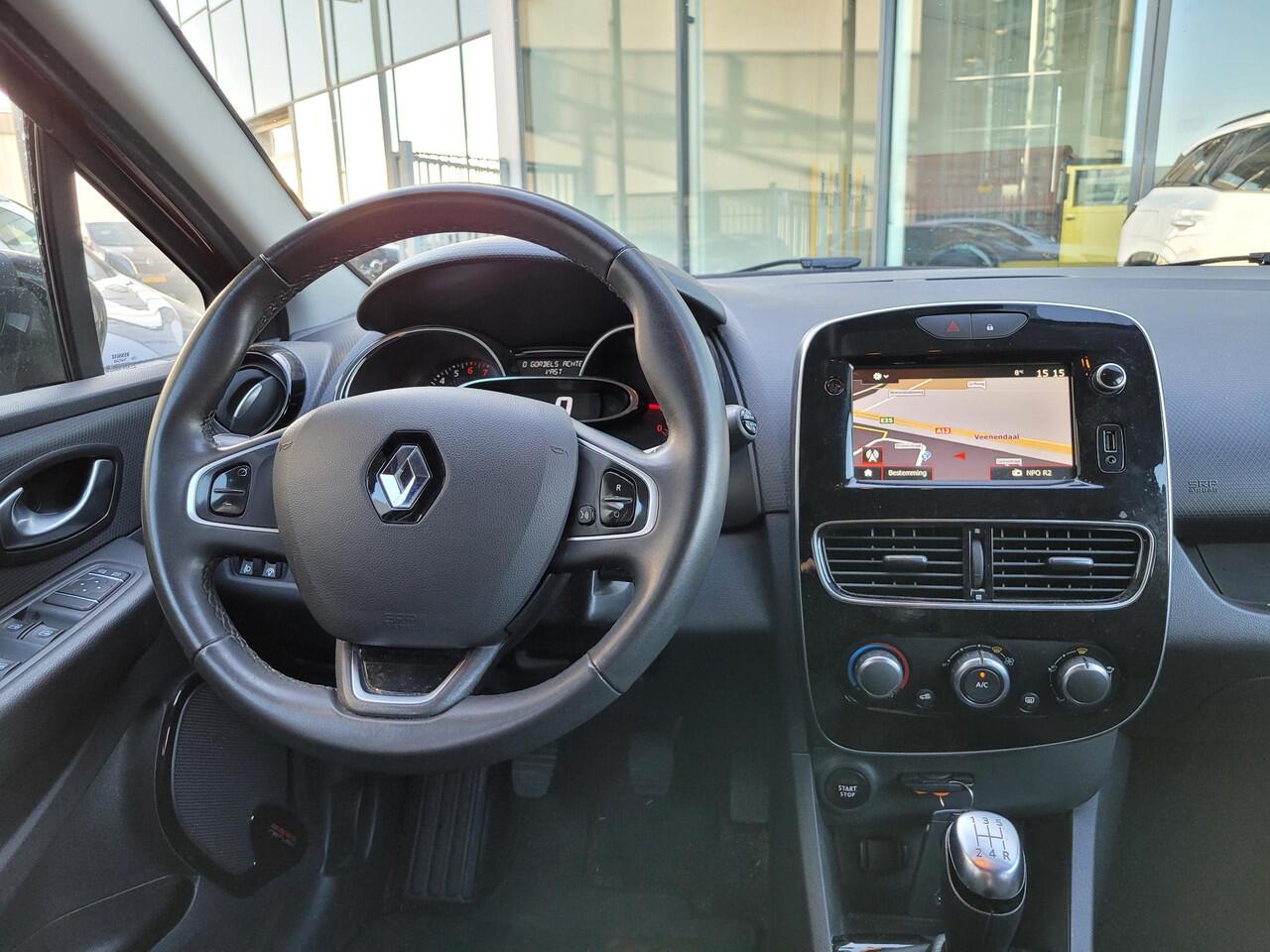 Renault CLIO Estate 0.9 TCe Limited | Dealer Onderhouden | Trekhaak | Ruim en Zuinig!