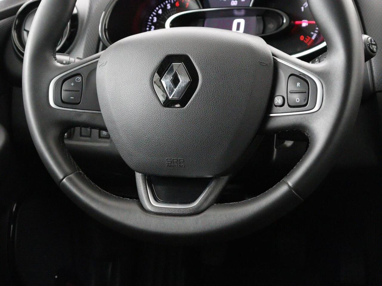 Renault CLIO 0.9 TCe Limited | Navigatie | Airco | Cruise control | Keyless | Parkeerhulp | Bluetooth | DAB+ | Lichtmetalen velgen