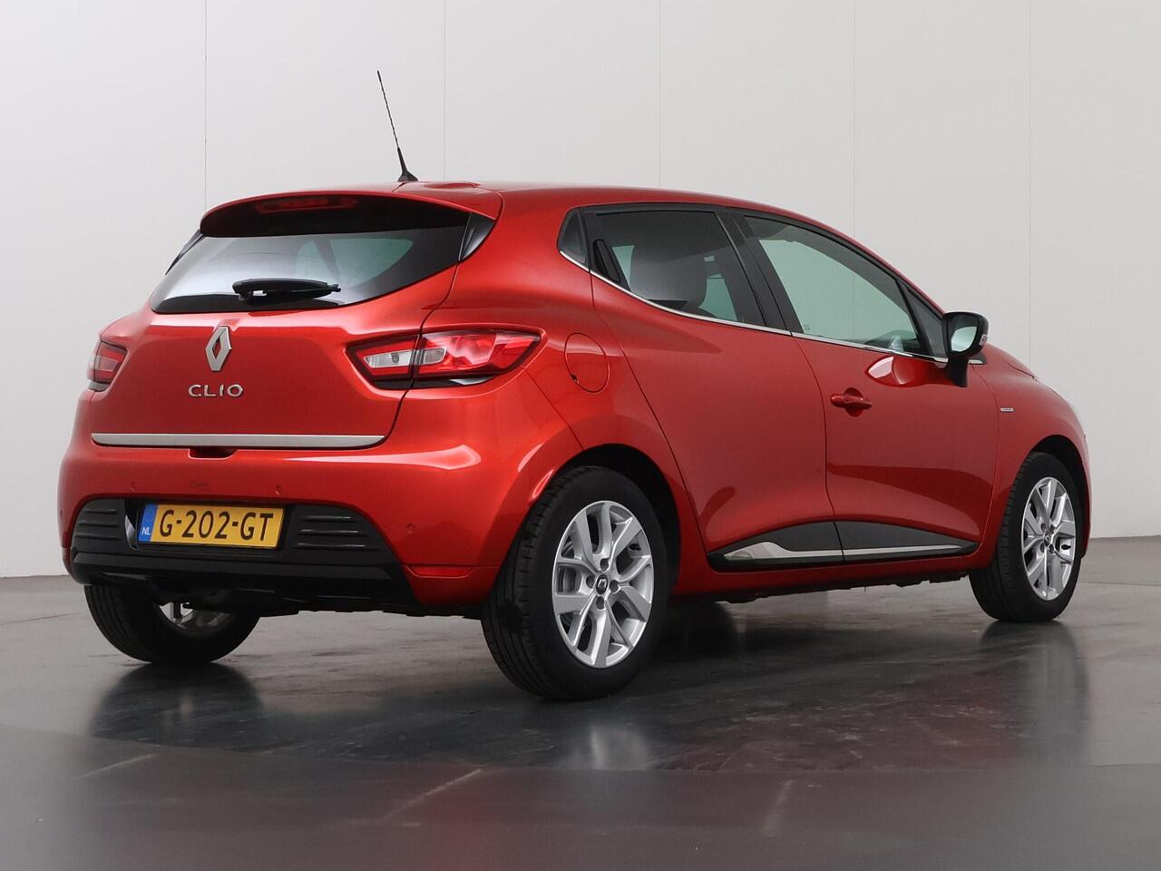 Renault CLIO 0.9 TCe Limited | Navigatie | Airco | Parkeersensoren | Cruise Control | Apple Carplay/Android Auto |