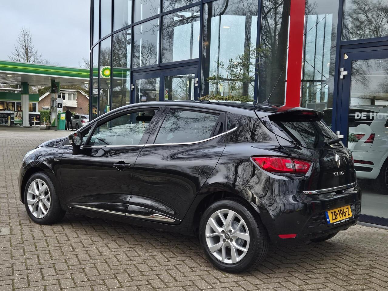 Renault CLIO 0.9 TCe Limited | Navigatie | Airco | LM Velgen | Cruise Control | Electr. ramen Renault Clio 0.9 TCe Limited | Navi | Airco | LM Velgen | Cruise Control | Electr. ramen