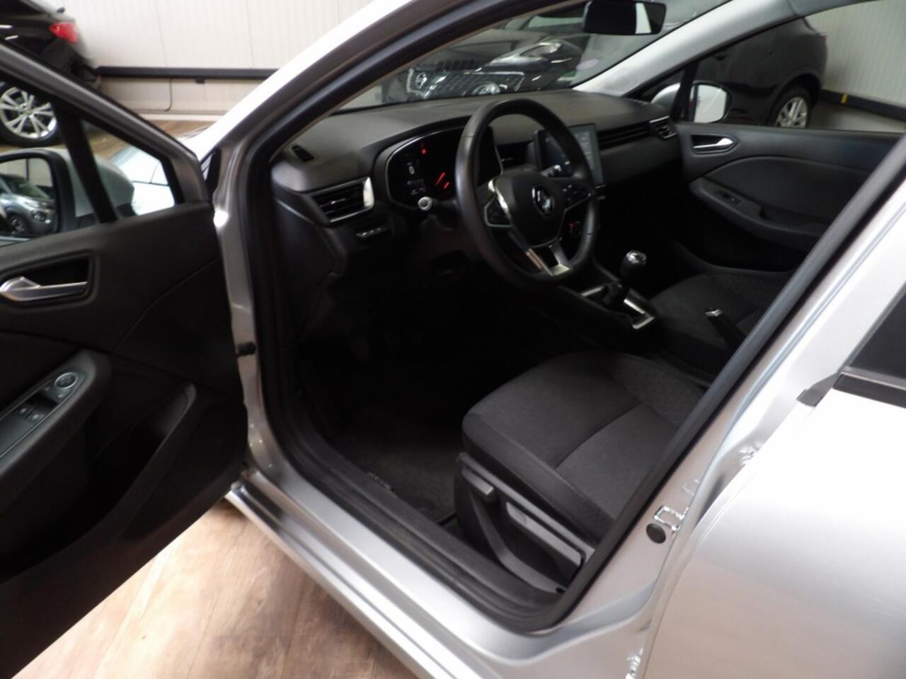 Renault CLIO 1.0 TCE 5drs - navigatie - cruise - carplay